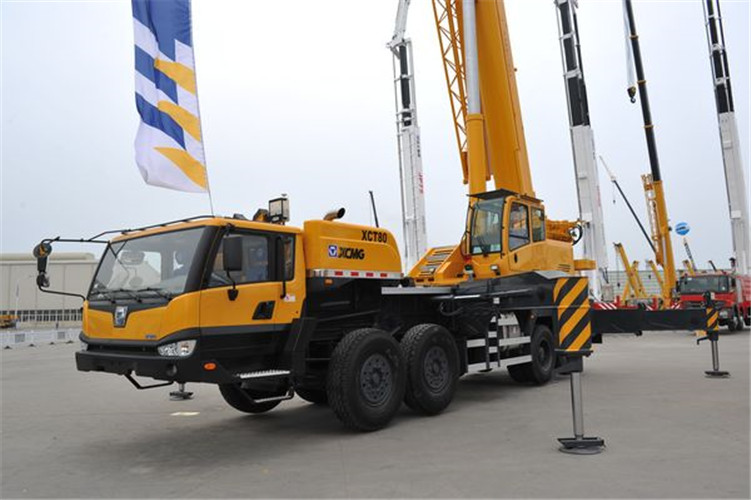 鲁甸县预约吊车后，多久能上门服务？24 小时应急响应吗？